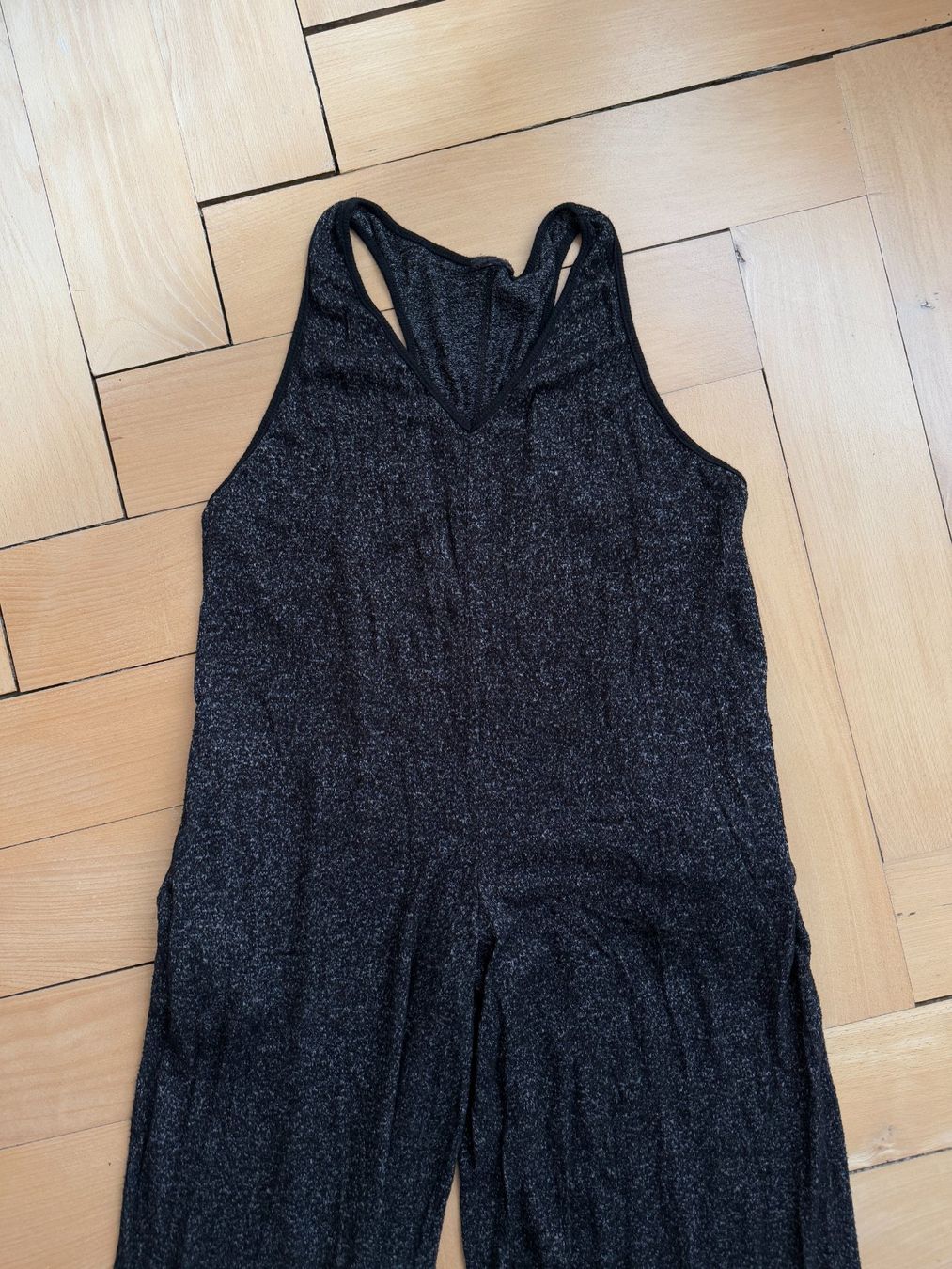 Tute: Jumpsuit schwarz meliert weich M – Usato da Zürich venduto da Diazaio 1