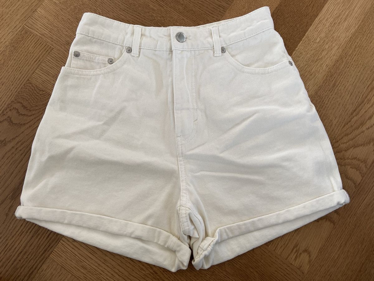 Pantaloni: Cheap Monday Shorts, Grösse 27, Sommer! – Usato da Luzern venduto da 2ndchances