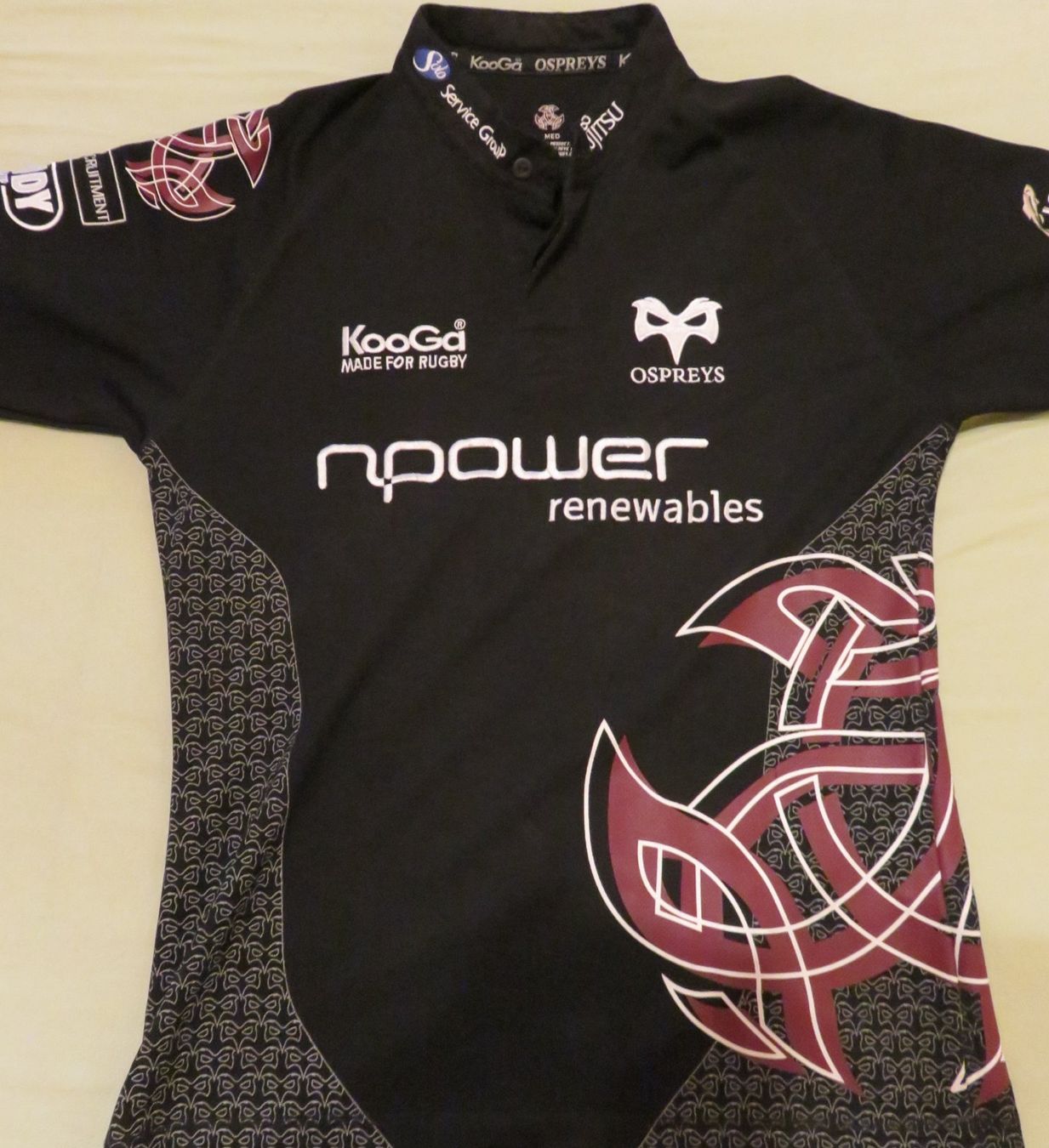 Canottiere & Pantaloni: Rugby Jersey  Ospreys  Wales  Size Med – Usato da Zurich venduto da yellowsons