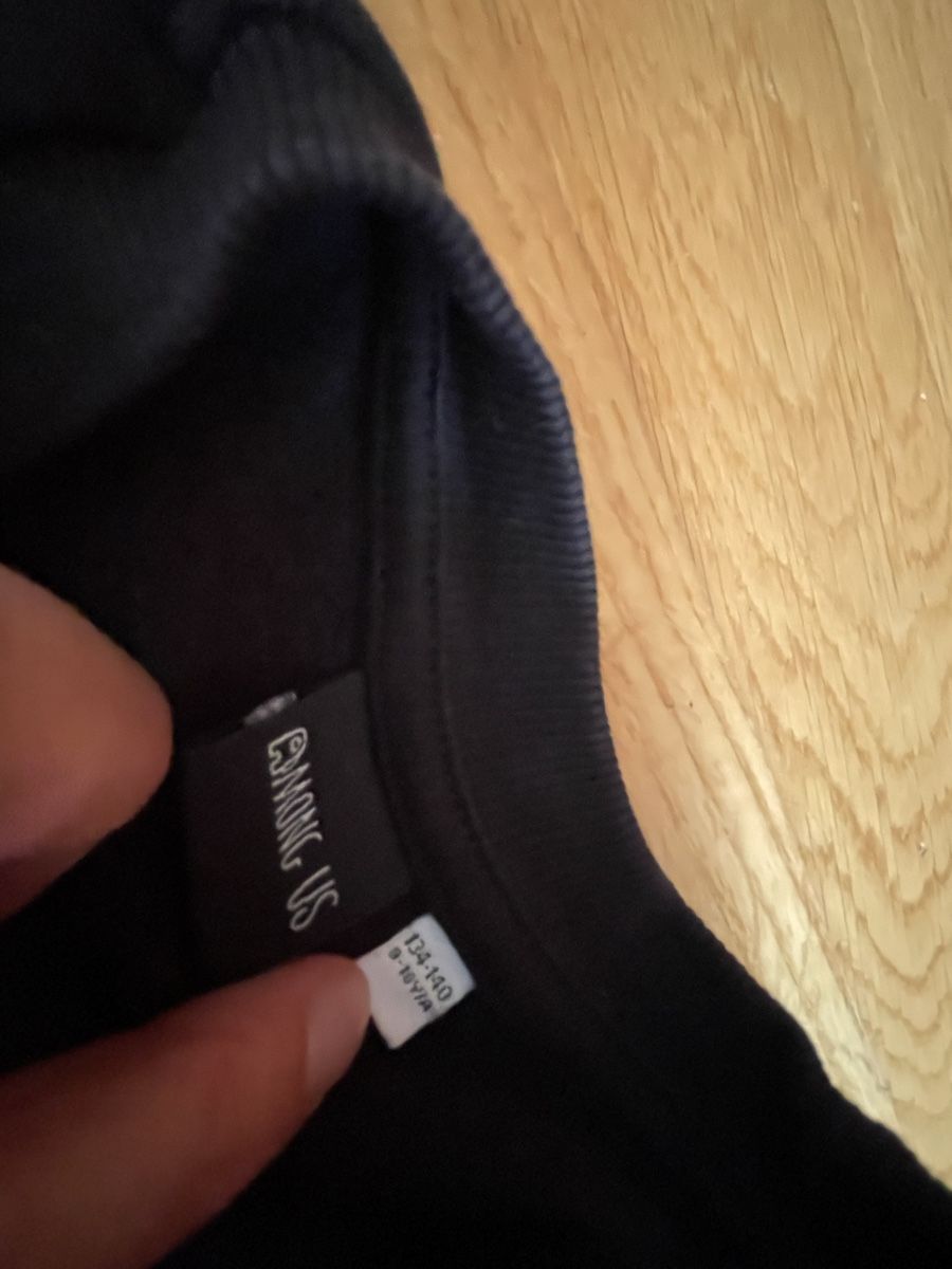 Pulls et sweat-shirts: Pullover impostor Among Us  Schwarz Grösse 134-140 – D'occasion à Bern par brup 2