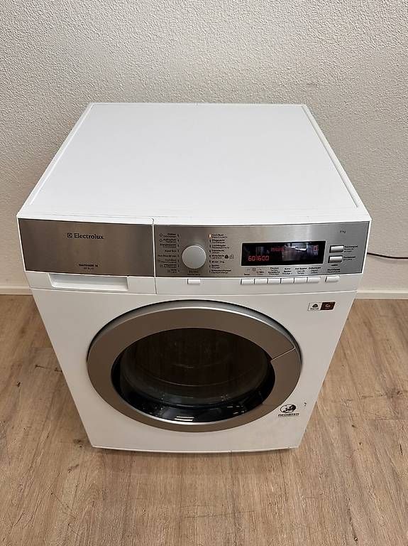 Electrolux Waschmaschinen: Electrolux SWISSLINE SL Waschmaschine WTSL4E200 – Gebraucht aus Obernau von Arche_Noah_Brocki