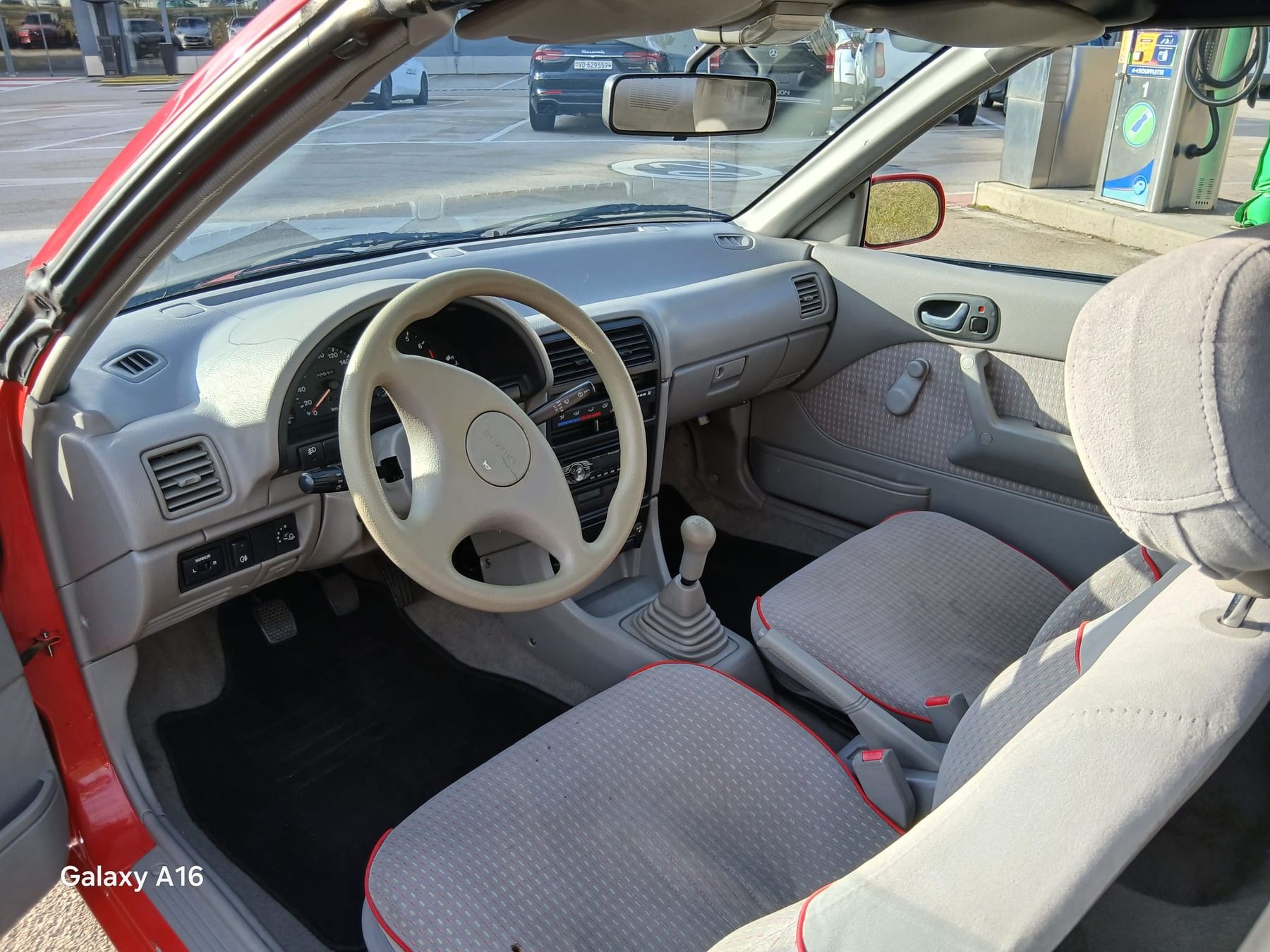 Suzuki Autos: Suzuki swif 1.3i Cabriolet – Gebraucht aus Romanel-s-Lausanne von site76 5