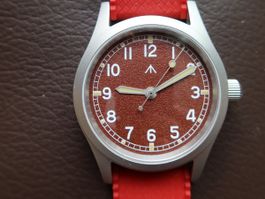 Leichte rote Sommeruhr