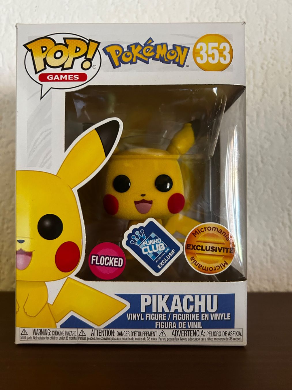 Funko Statuette: Figurine pop Pikachu (flocked) – Nuovo e nell'imballaggio originale da Bouveret venduto da sev_qj7l