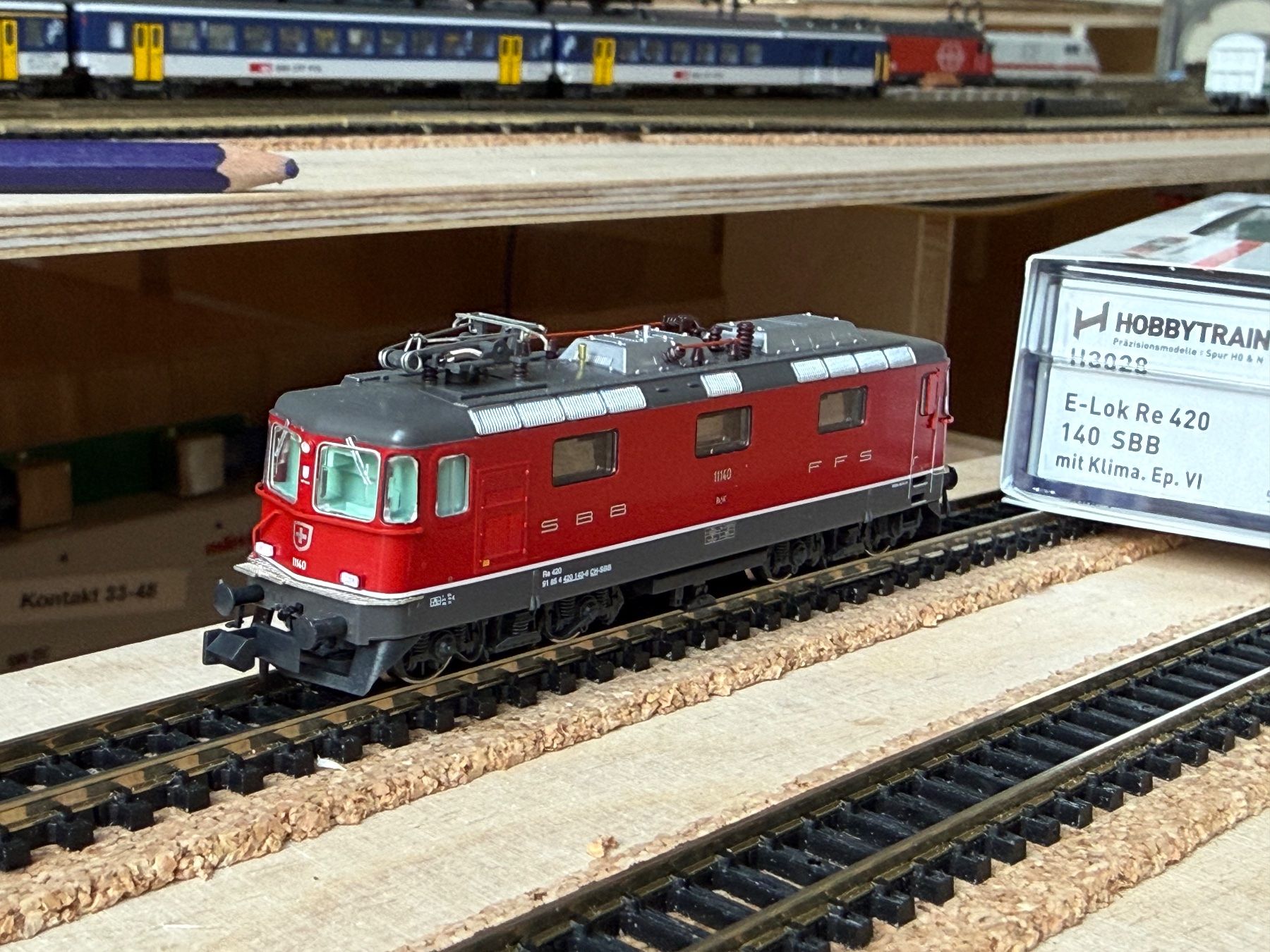 Hobbytrain Modelleisenbahnen: Hobbytrain SBB Re 4/4 Spur N – Neu (gemäss Beschreibung) aus Ebikon von luk_v2yt 3