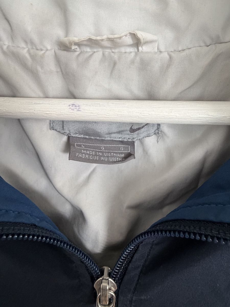 Nike Giacche: leichte Vintage Nike Jacke – Usato da Winterthur venduto da fro84 2