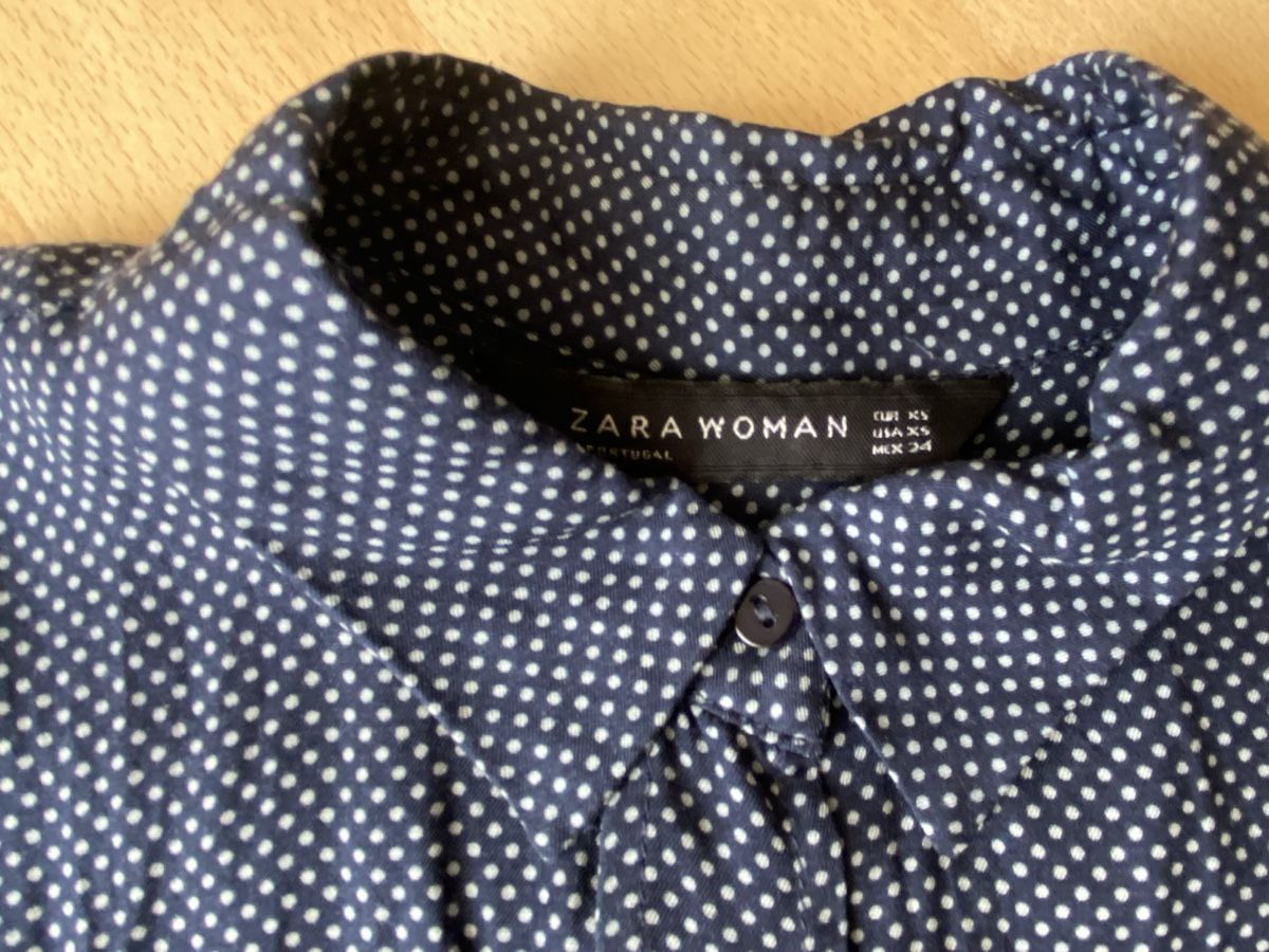 Zara Chemisiers: Zara Bluse gepunktet XS – D'occasion à Dietlikon par Luna77