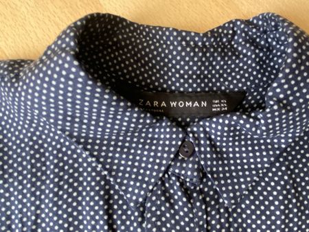 Zara Bluse gepunktet XS