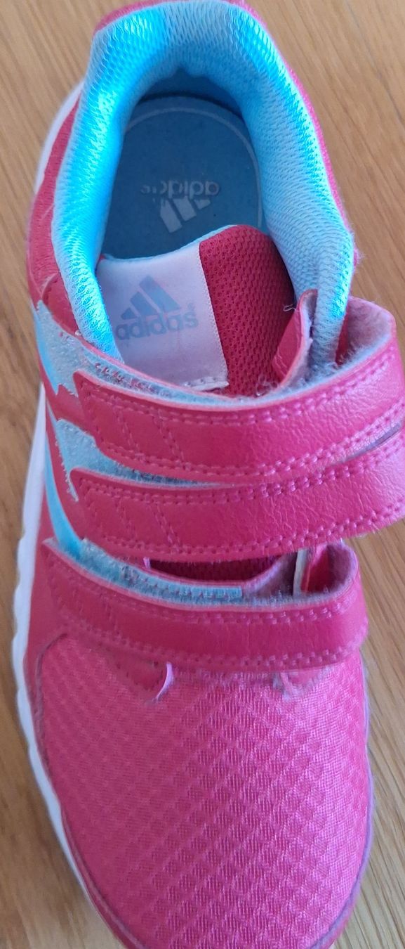 Adidas Herrenschuhe: Adidas Sneaker Grösse 35 – Gebraucht aus Pfäffikon ZH von Shoppi5