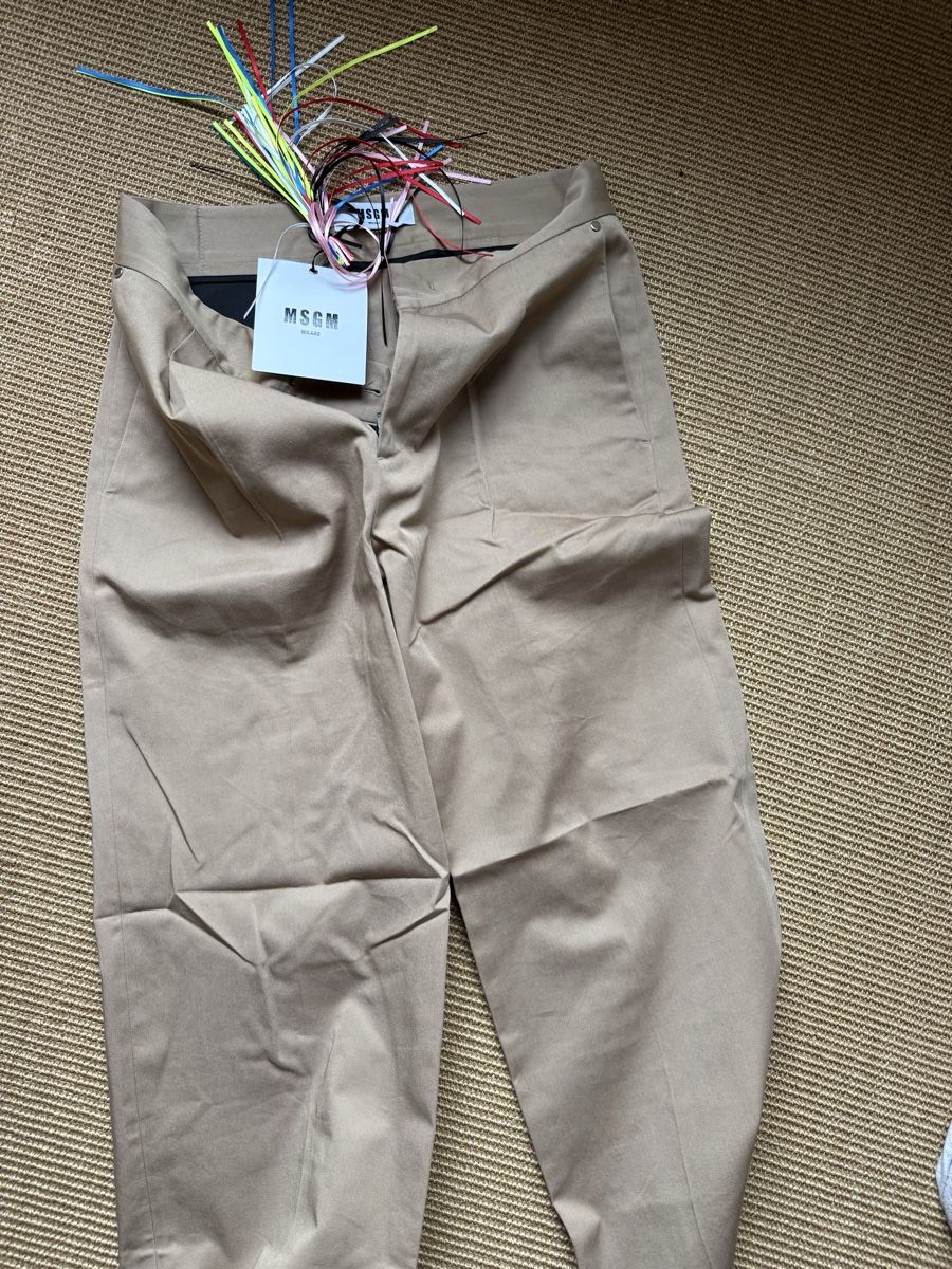 MSGM Pantaloni: MSGM PANTS - STOFFHOSE - BEIGE Gr. 46 – Nuovo e nell'imballaggio originale da Zürich venduto da Ralph12345 6