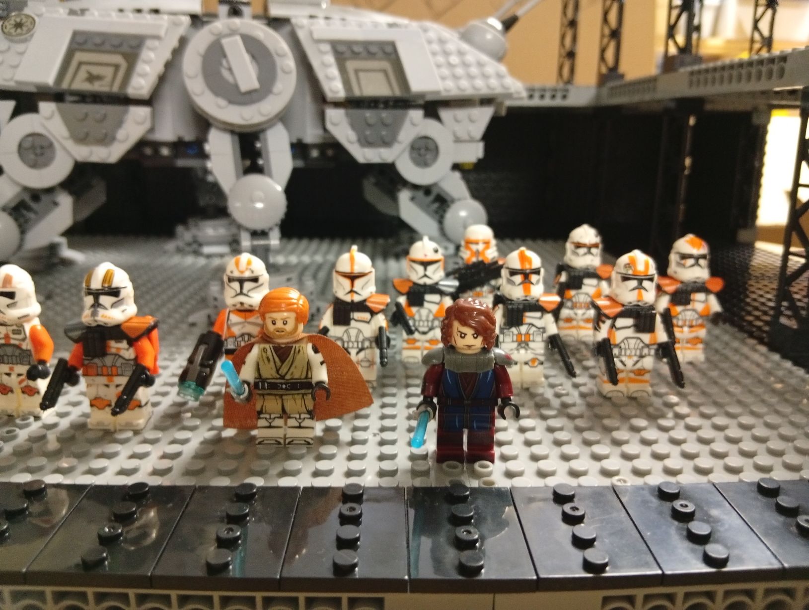 Kit di costruzioni:  Star Wars AT-TE  mit Custom Minifiguren  – Usato da Trun venduto da kawak1 2