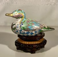 Figurine canard émail cloisonné vintage Chine socle en bois.