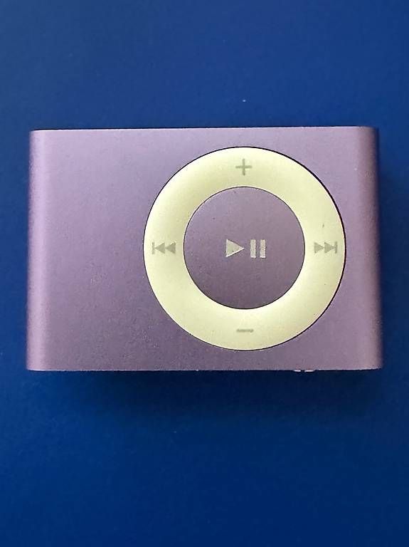 Apple Lecteur media portable: iPod shuffle 1 GB – D'occasion à Ermensee par jos_5vg6 2
