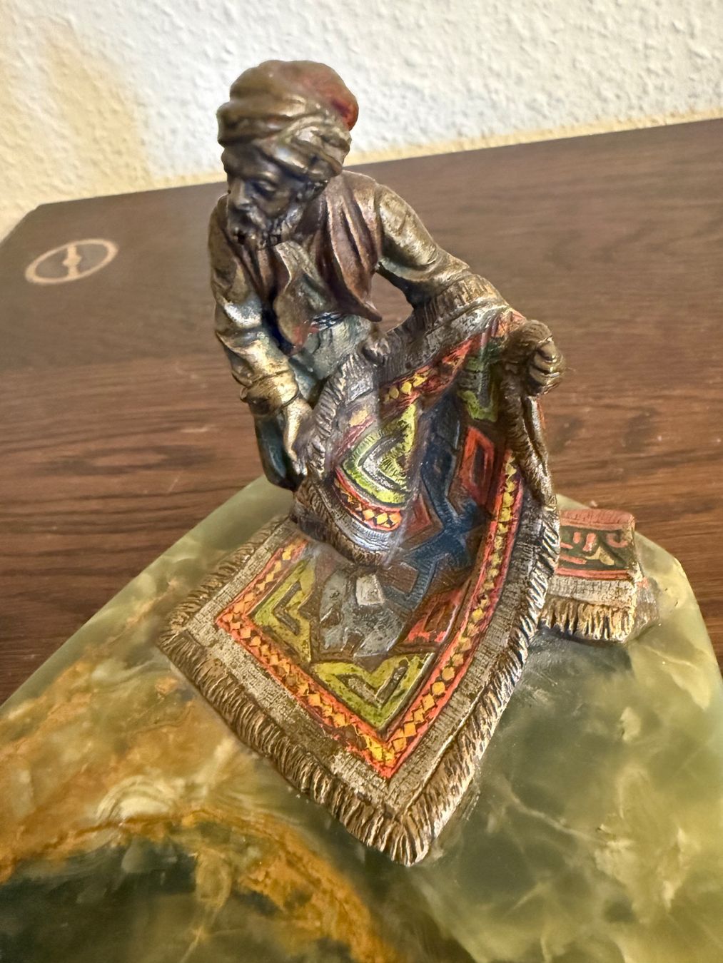 Skulpturen & Statuen: Alte Wienerbronze auf Aschenbecher – Gebraucht aus Glattbrugg von Xena14 3