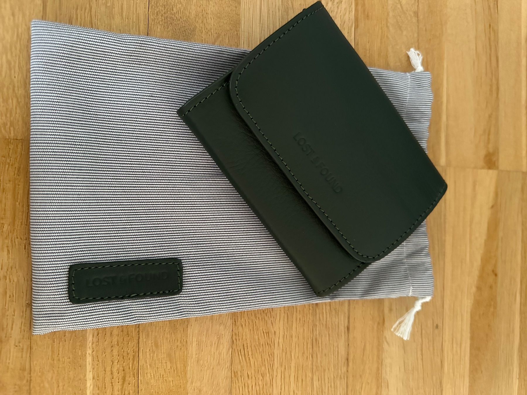 Portemonnaie: Faltportemonnaie Lost & Found – Gebraucht aus Arch von tam_ctz2 2