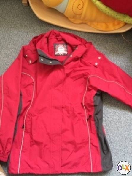 Lotti & Set di vestiti: Mädchenkleider – Usato da Staad SG venduto da Tarina02