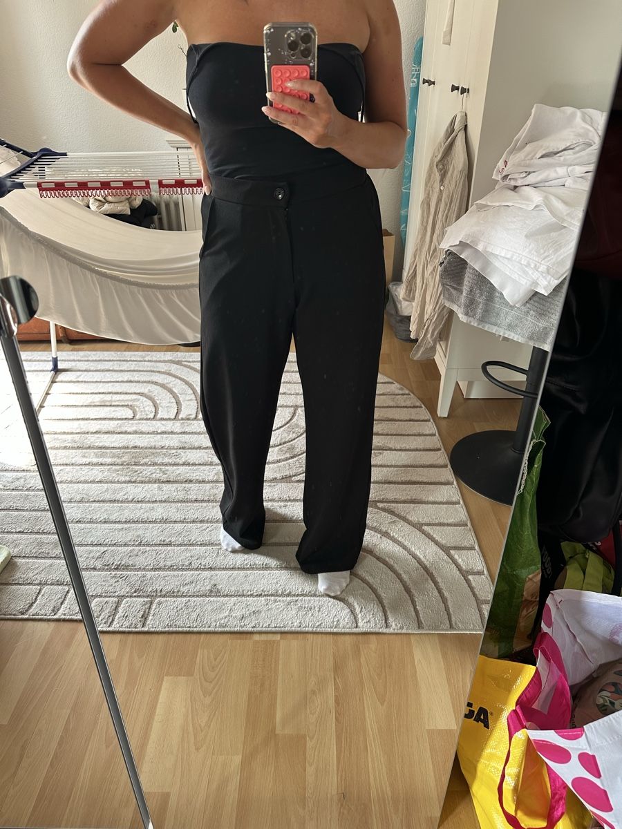 Pantaloni: Schwarze Stoffhose Chicorée, Grösse M – Usato da Zürich venduto da san_828b 4