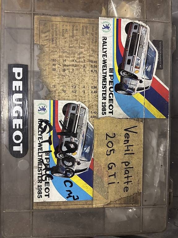 Alle Autoersatzteile: Peugeot 205 gti  – Gebraucht aus Seedorf von Zurfluh01