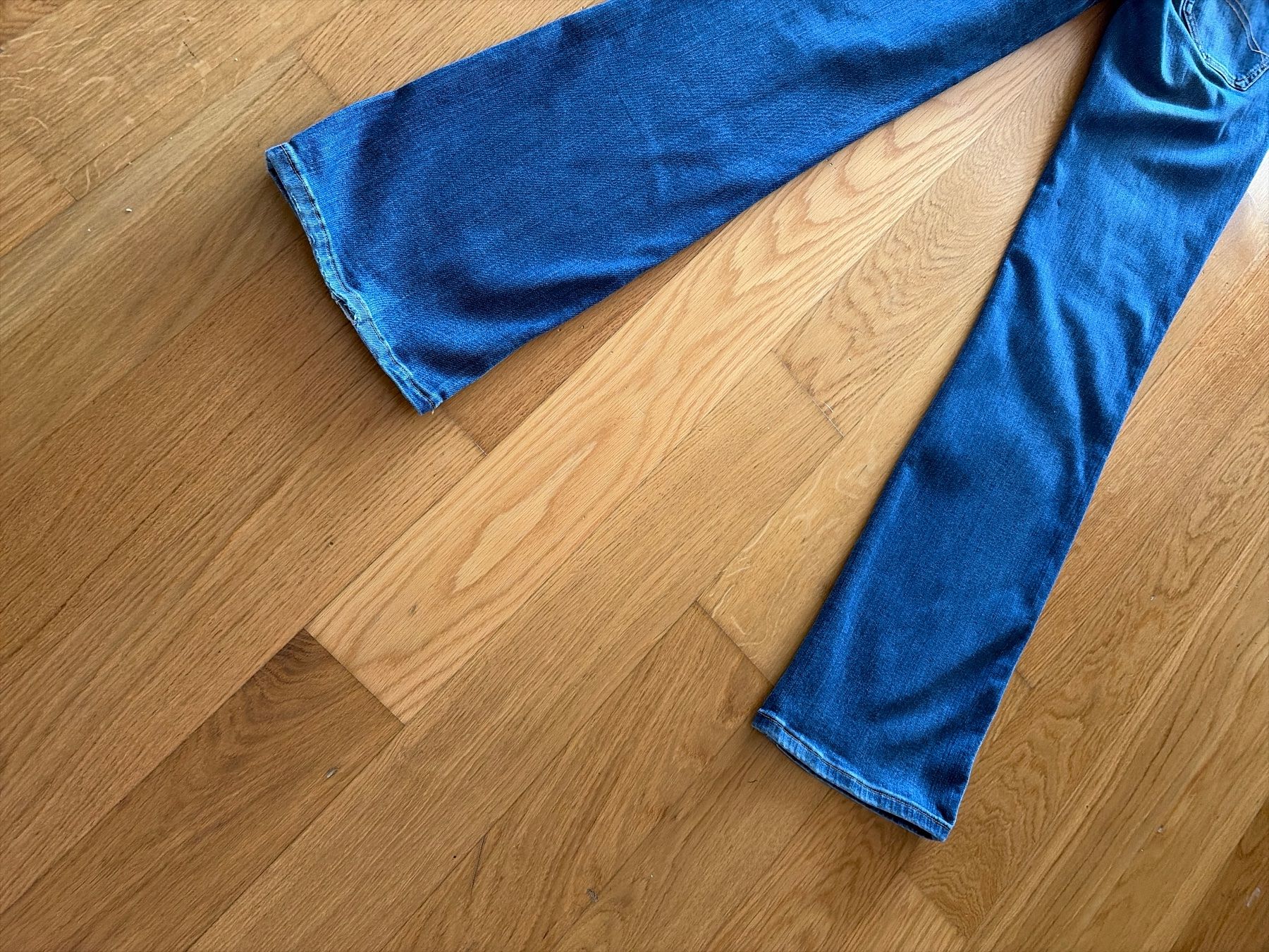 Tommy Hilfiger Jeans: Tommy Hilfiger gr.28/32 – Usato da Andhausen venduto da bgy_y6xl 3