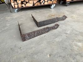 Geschmiedete Balkenwinkel
