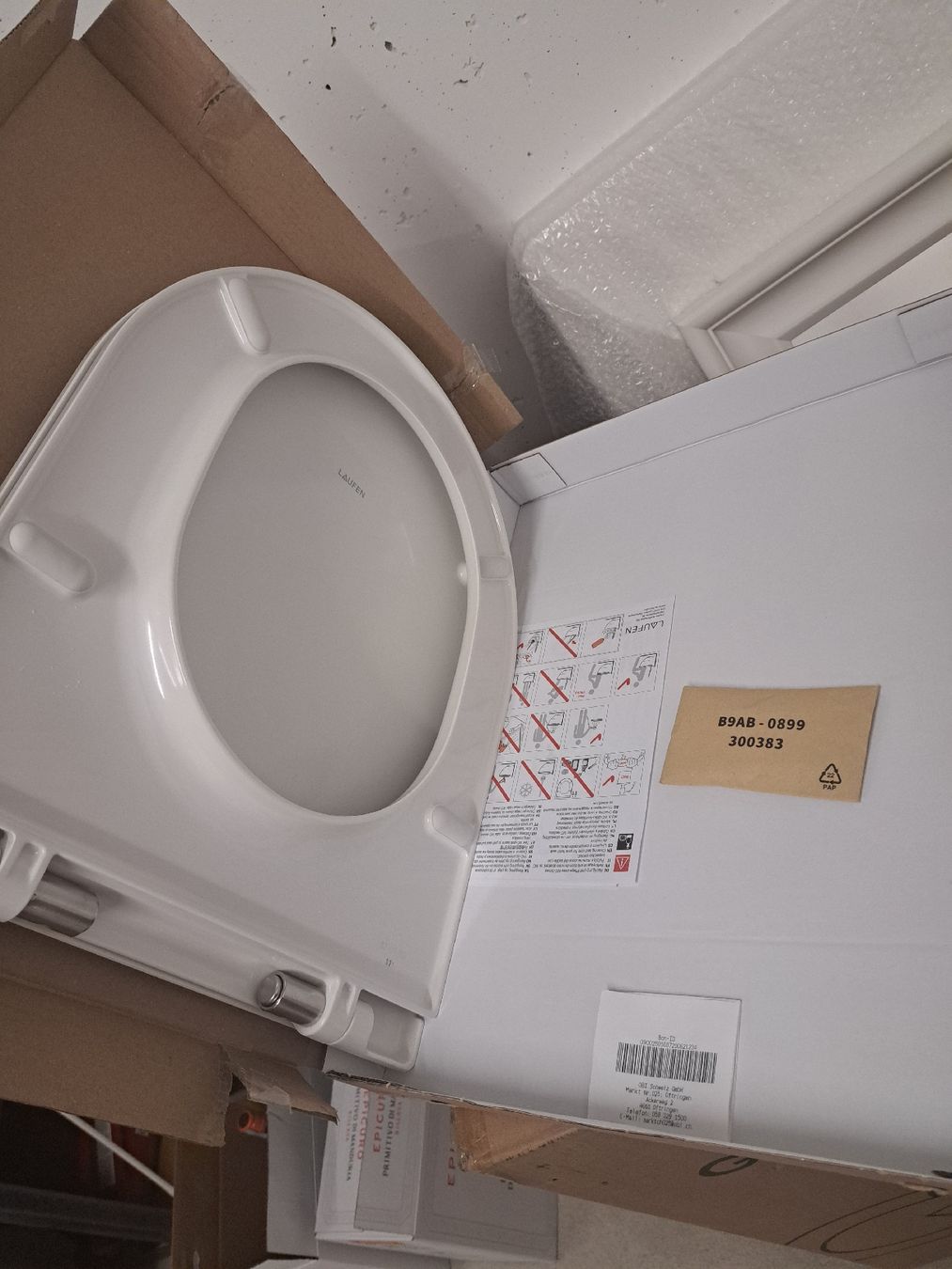 Laufen WC: Laufen Pro Slim WC Deckel weiss – Neu und originalverpackt aus Muri AG von ath_8jkr 2