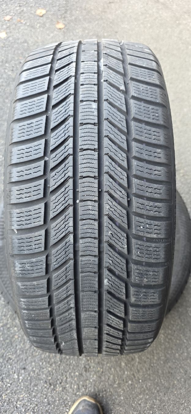 Continental Pneumatici & Ruote complete: Winterpneu 235/45/R18 M+S – Usato da herzogenbuchsee venduto da jamma01 1