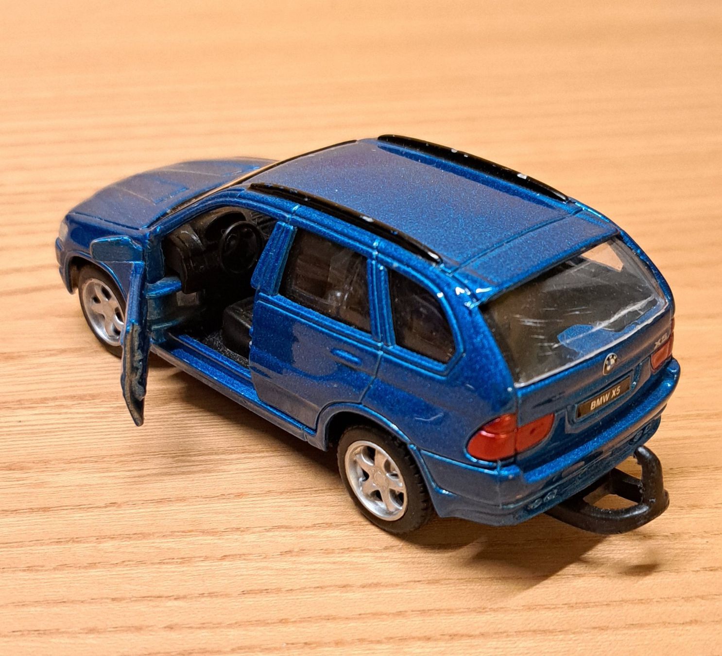 BMW Modellini d'auto: BMW X5 Modell / Maisto – Usato da Dietlikon venduto da kosta.katoglou 6