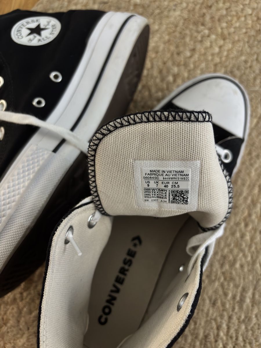 Converse Chaussures hommes: Converse Plattform Gr 40 schwarz – D'occasion à Luzern par isabelverkauftsachen 2