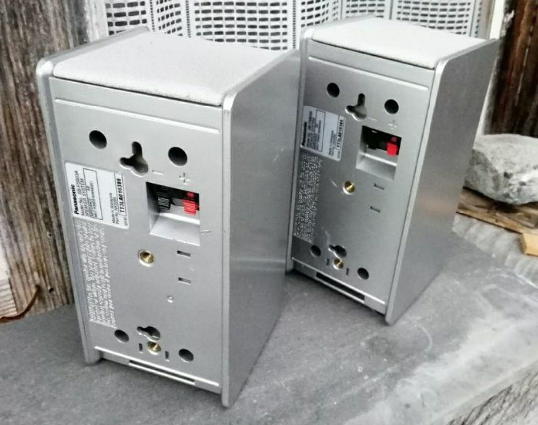 Panasonic Haut-parleurs: 2x Panasonic Lautsprecher – D'occasion à Meggen par Malecifent 1