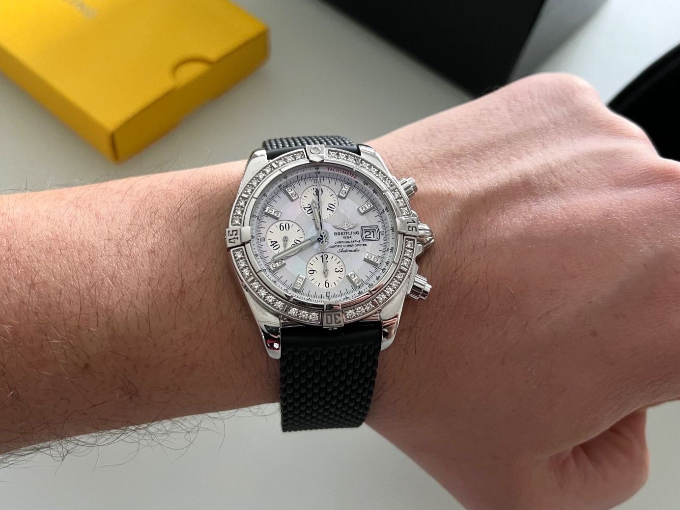 Breitling Uhren: Breitling Chronomat Evolution Chronograph 44 mm. – Gebraucht aus Geneve von iBest