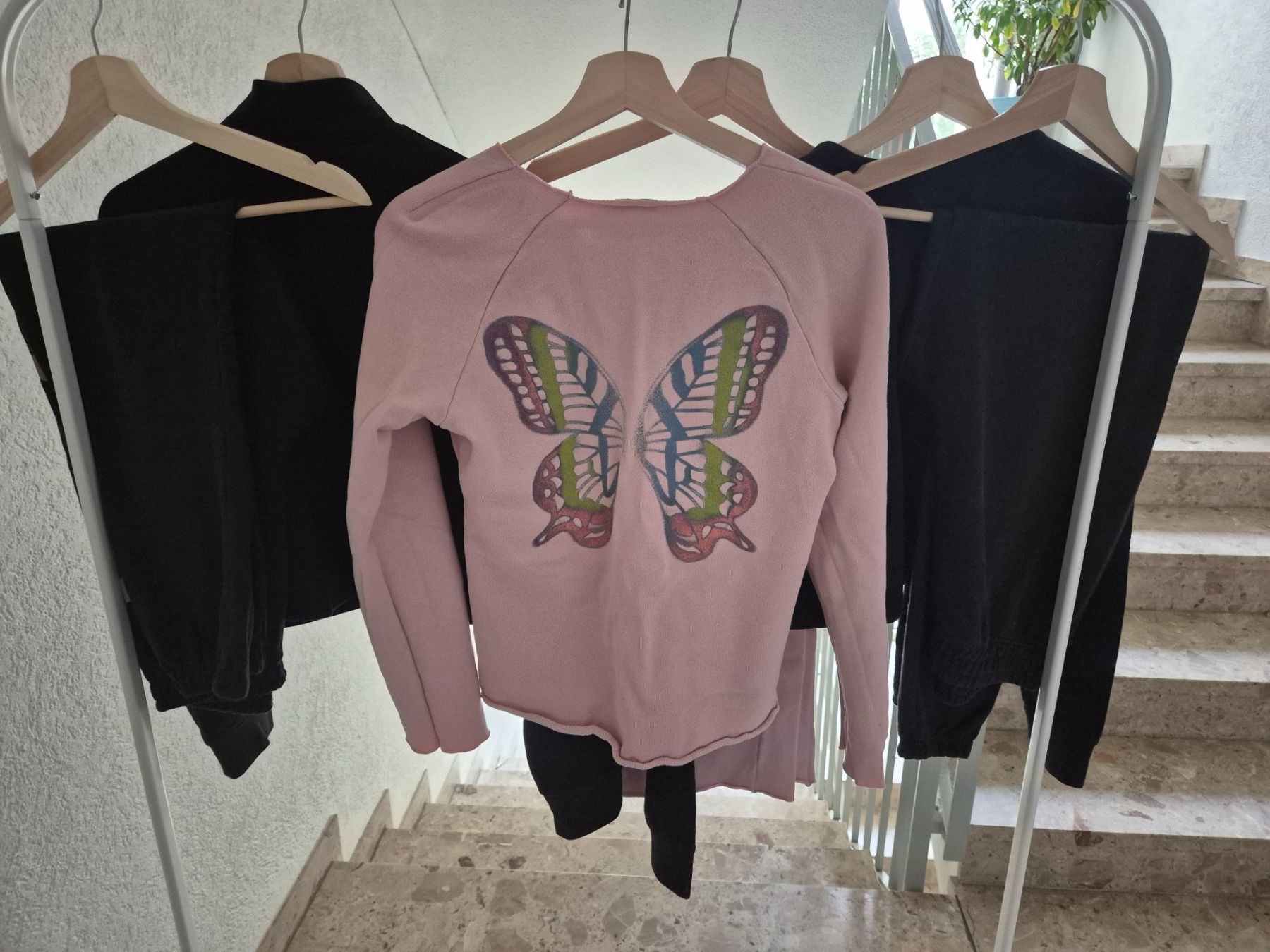 Kleiderpakete & -sets: Sport Suits, Gr S/M – Gebraucht aus Rieden AG von Lapca 1