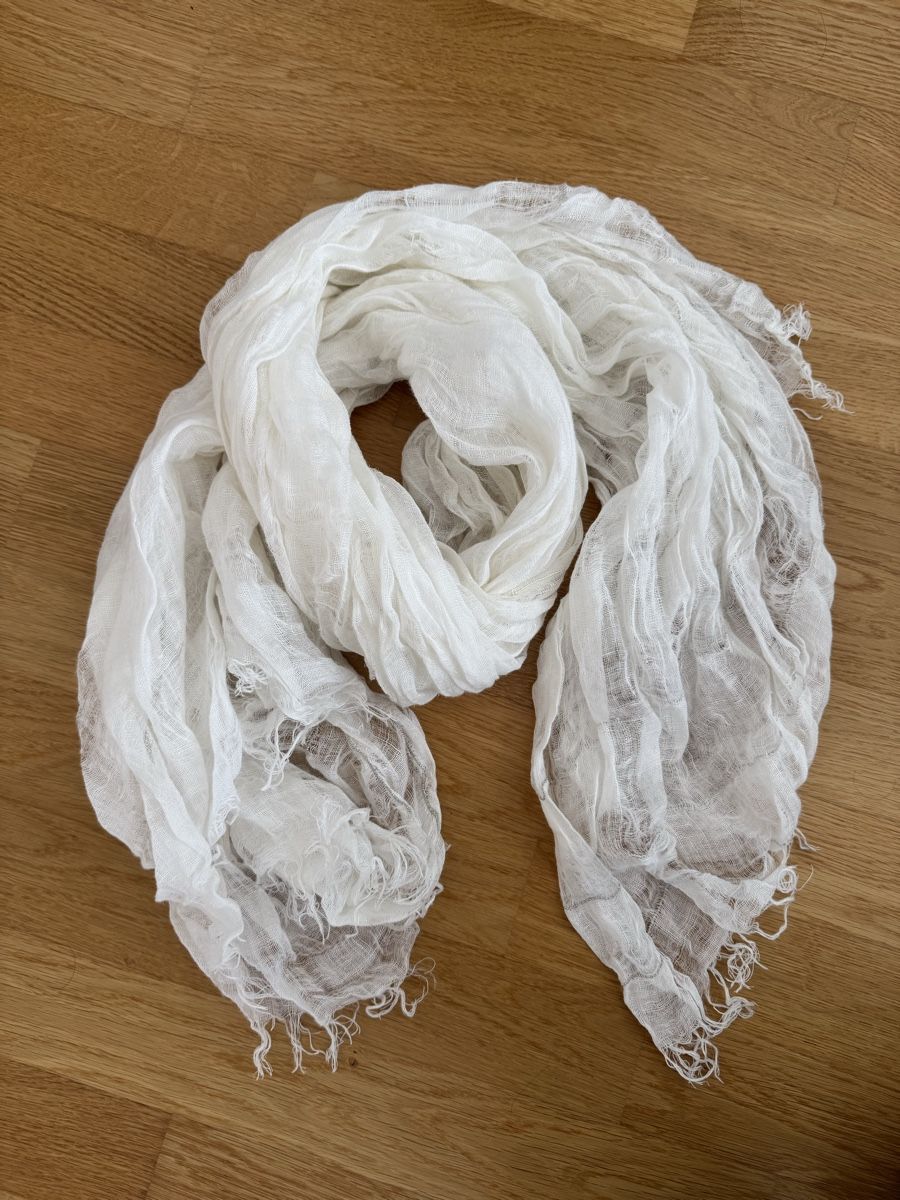 Foulard & Sciarpe: Weisser Schal - Foulard / Mode Weber – Usato da St.Gallen venduto da Isnisodo