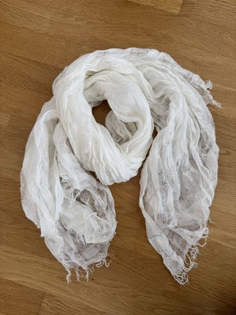 Weisser Schal - Foulard / Mode Weber