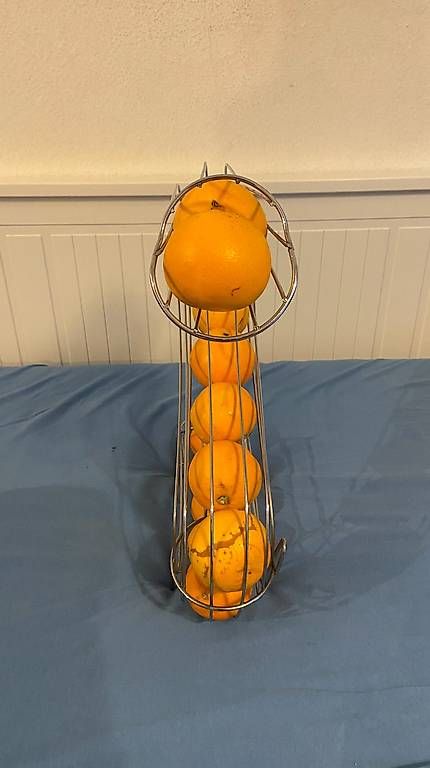 Sonstiges für die Gastronomie & Hotel: Corbeille Distributeur à oranges – Gebraucht aus Genève von Jakblakjak 2