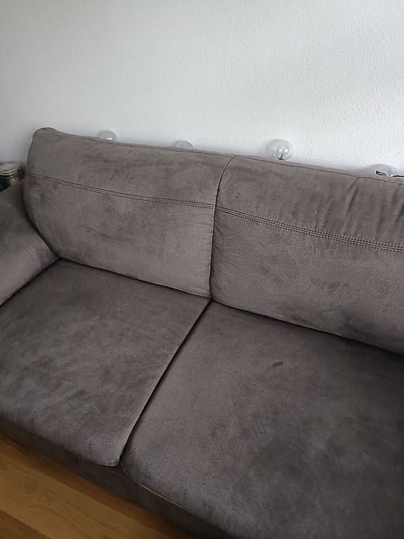 Divani: Schlafsofa mit Bettkasten und Schublade – Usato da Brittnau venduto da ValeriaDeR 3