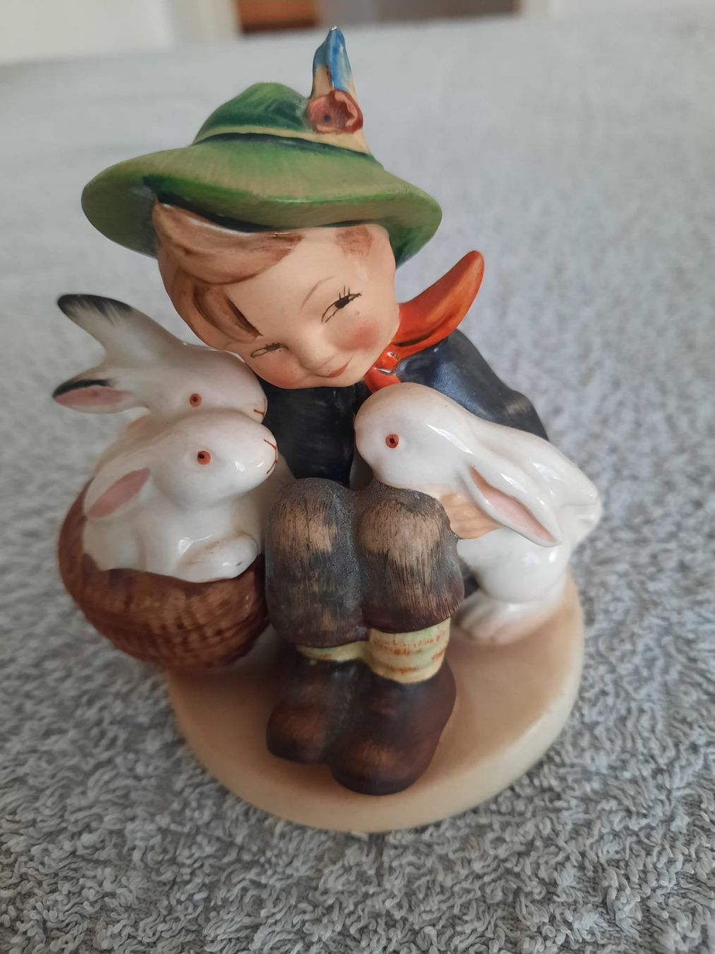 Figuren: Goebel Figur Hasenvater – Gebraucht aus Schindellegi von Etzelkulm