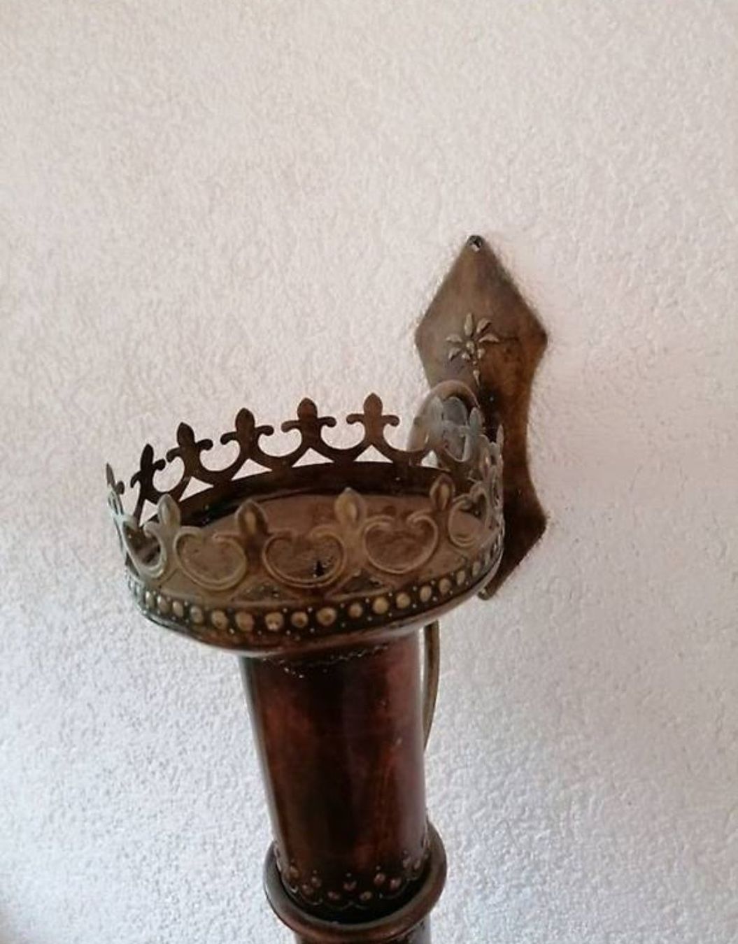 Portacandele: Wandkerzenhalter in Form einer Fackel – Usato da Schleitheim venduto da Hotpoyo 2