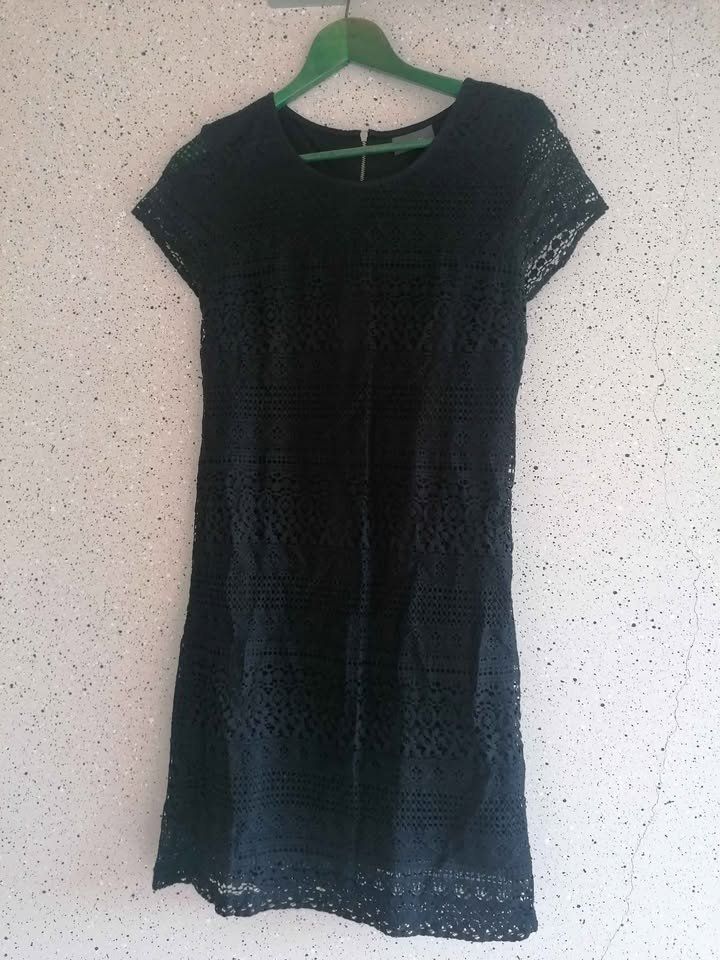 Kleider: Schwarzes Kleid Gr. M – Gebraucht aus Nänikon von Manta87