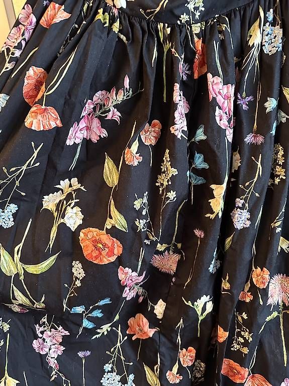 H&M Vestiti: Bandeaukleid von H&M Gr.48 – Usato da Uster venduto da staernli4 1