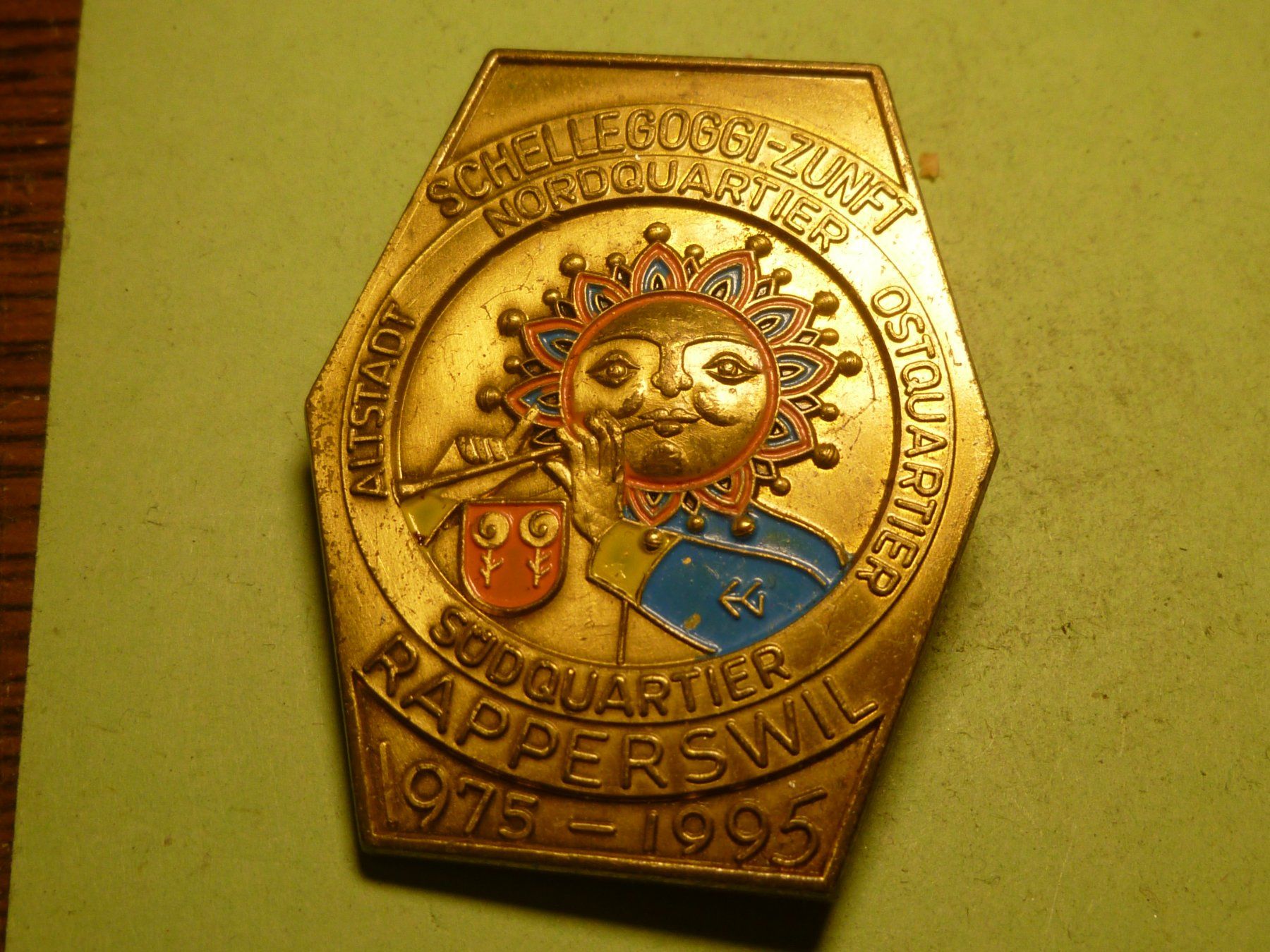Placchette & Badge: RAPPERSWIL 1995 MESSING – Usato da Ried (Muotathal) venduto da Mandarin02