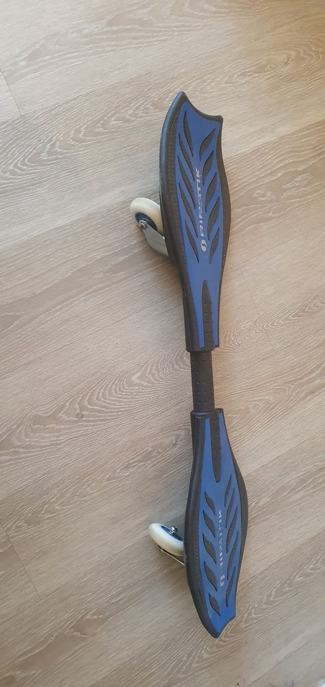 Skateboards: Waveboard blau – D'occasion à Romanshorn par raykay 1