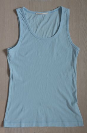 hellblaues, ärmelloses Rippstrick-Top/Shirt von Lanius