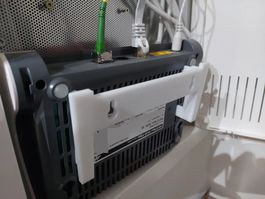 Wandhalterung Fritzbox 5530 | 3D-Druck | inkl. Versand