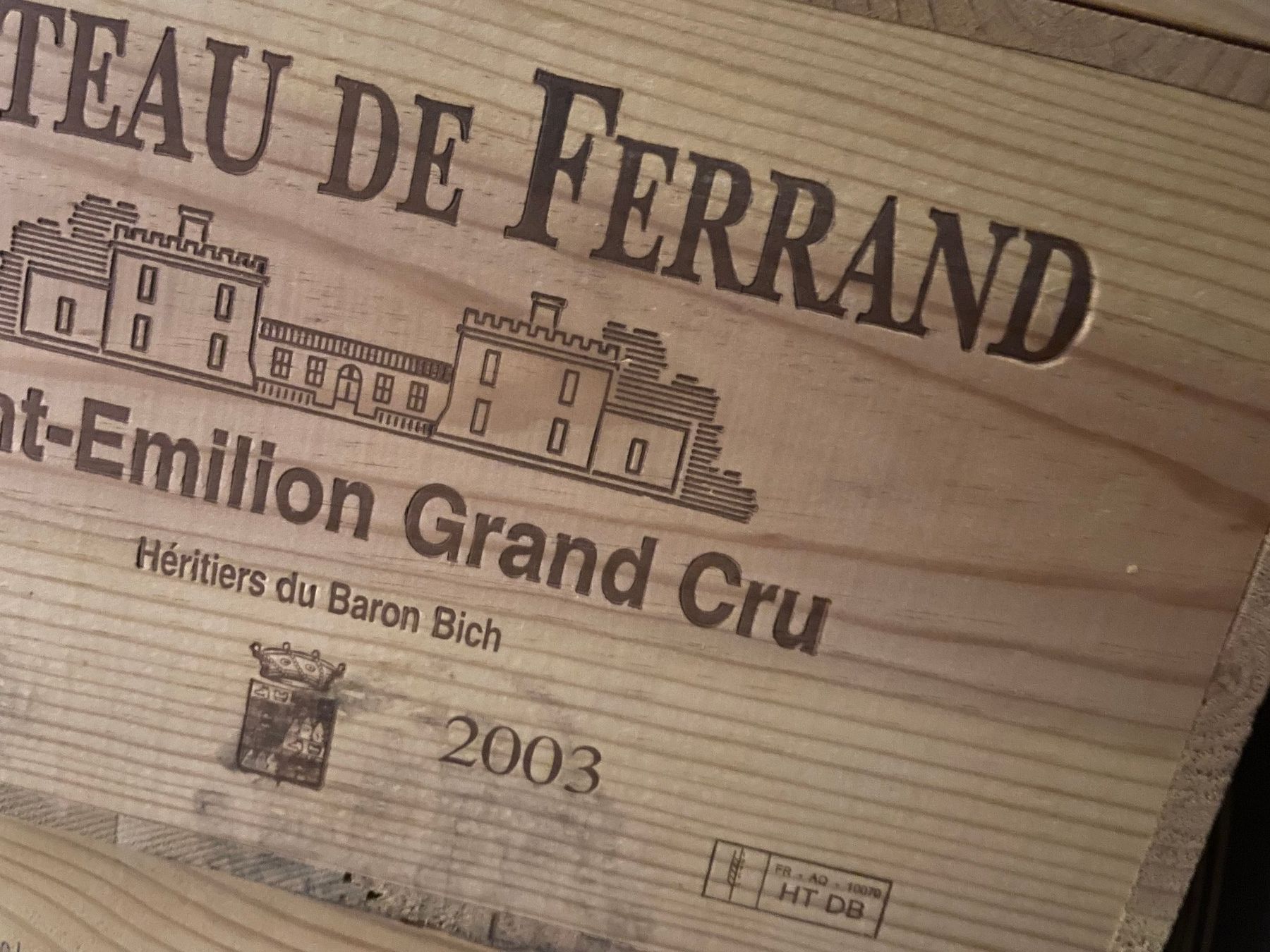 Vins: Bordeaux - CHAT  DE  FERRAND  2003  - 75 cl - Originalkiste – D'occasion à Rodersdorf par luculus46 2