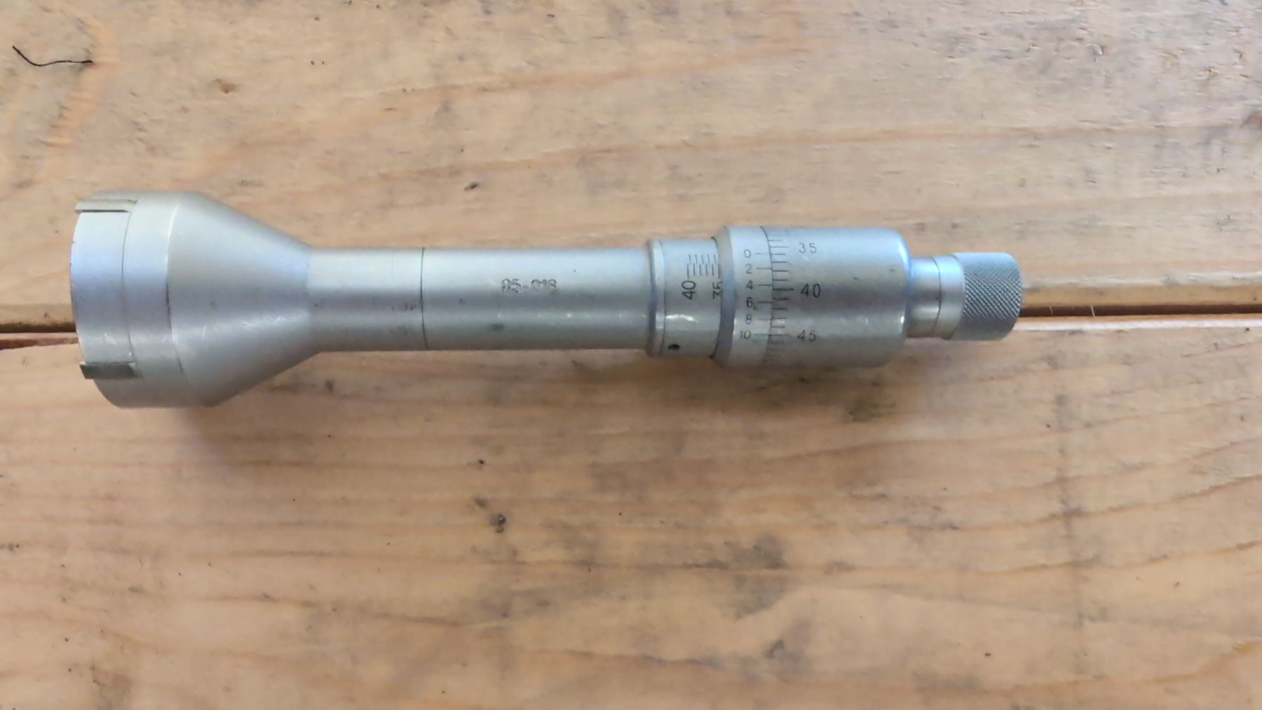 Mesurer: Etalon Innenmikrometer 35-40 – D'occasion à Blauen par failoamtigo