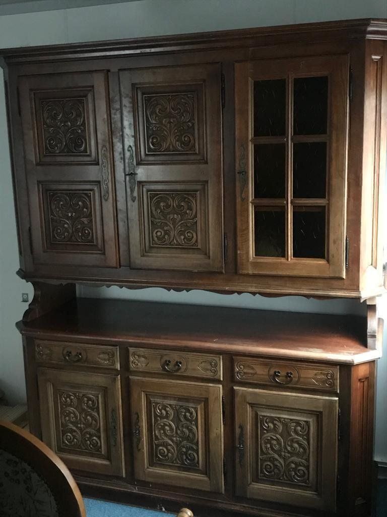 Armadi: Magnifique armoire massive – Usato da Monthey venduto da 187-zeroo