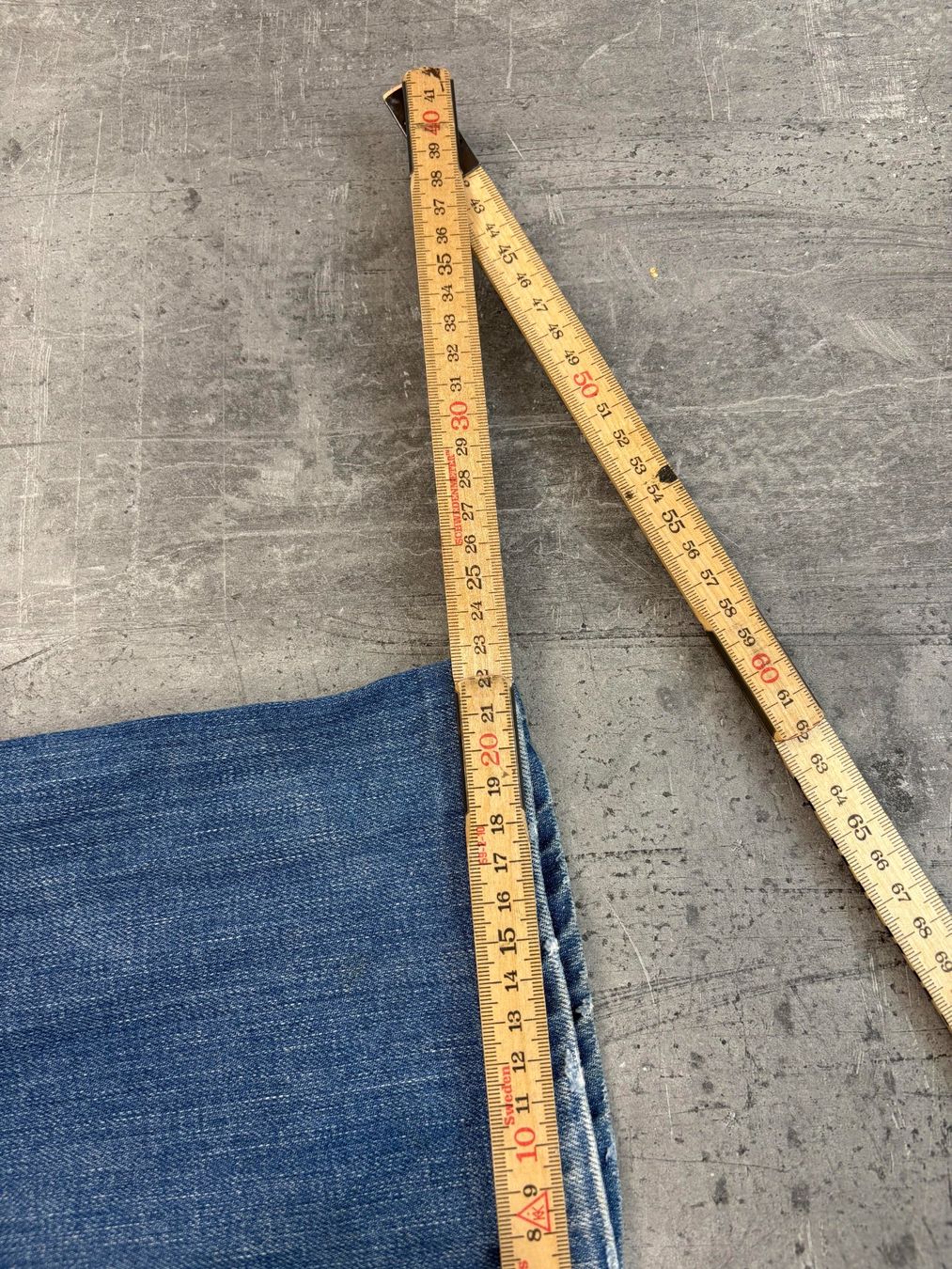 Diesel Jeans: Vintage Diesel Bootcut Flared Jeans (S) – Nuovo (secondo la descrizione) da Werdenberg venduto da hase.vintage 7