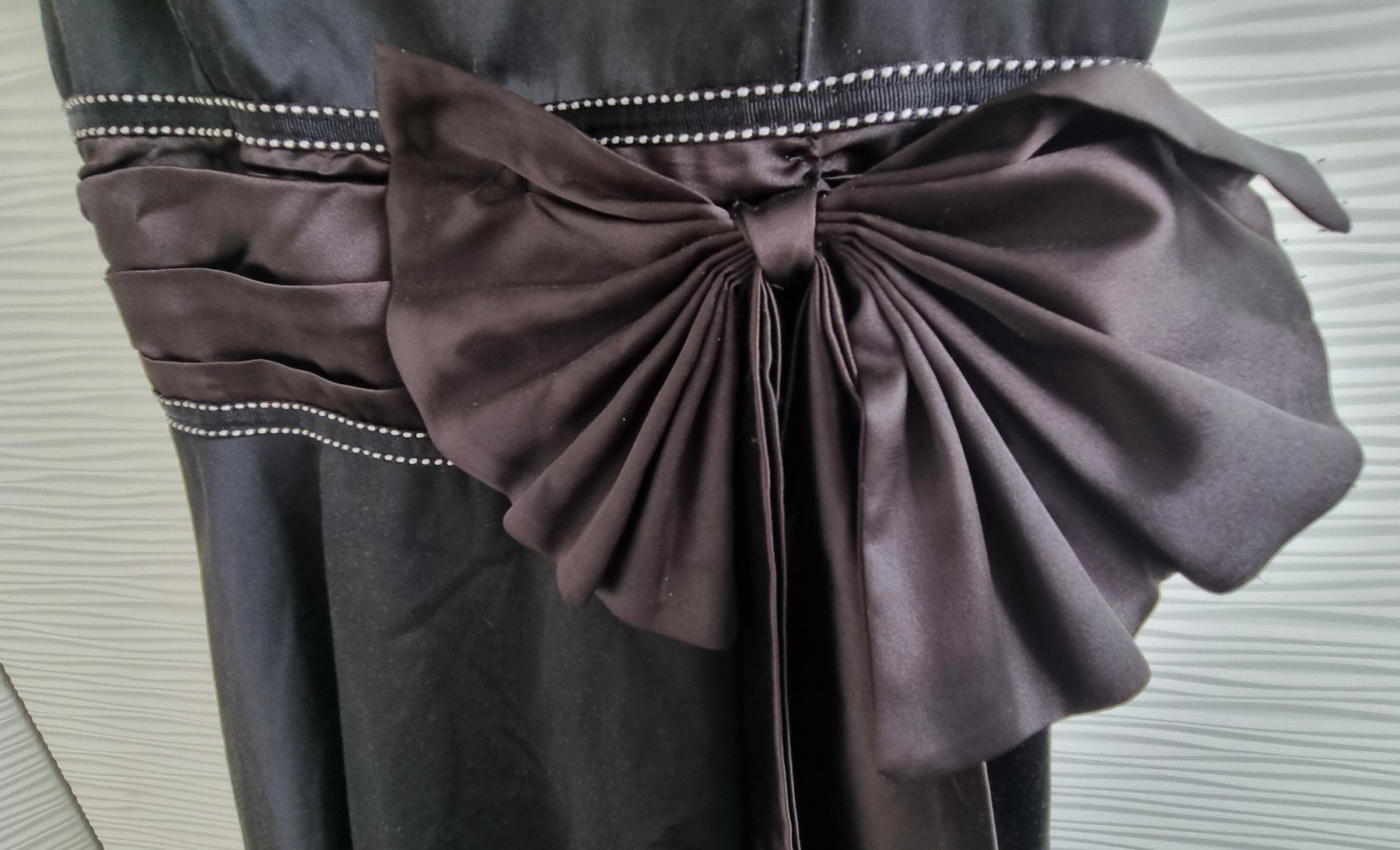 Vestiti & Gonne: Trägerkleid gr.128/134 – Nuovo (secondo la descrizione) da Grossdietwil venduto da GNOM313 2