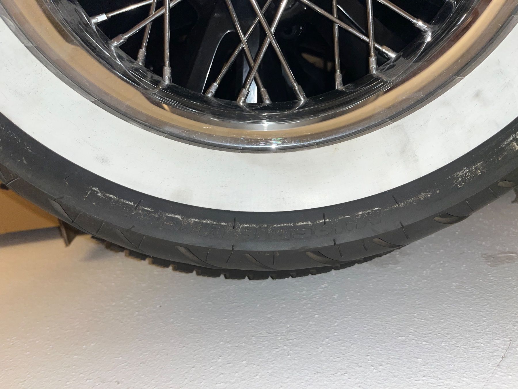 Pneumatici & Ruote complete: Hinterrad zu HD Softail deLuxe – Difettoso da Klingnau venduto da Thbe 6