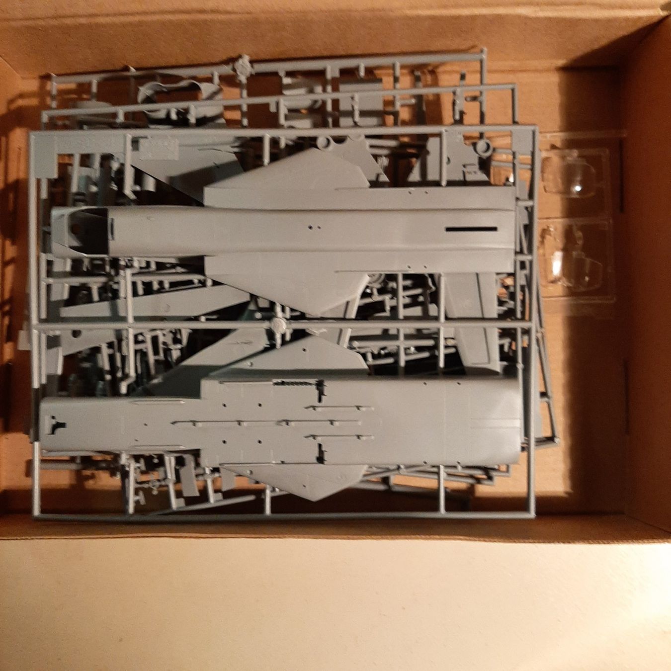 Zvezda Modellbausätze & Standmodelle: 1974 ... Suchoi SU-24 ... Zvezda 7265 – Gebraucht aus Bonstetten von Benibanny59 2
